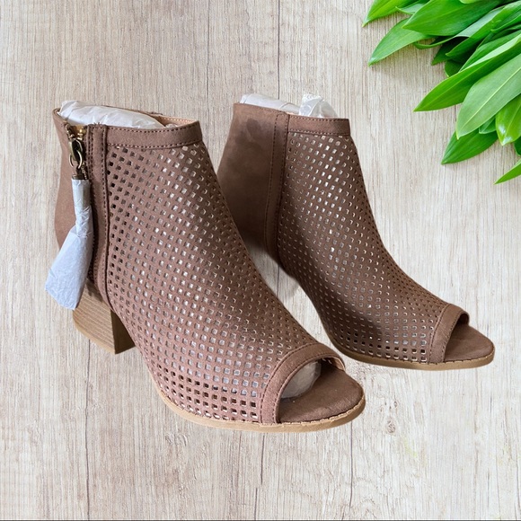 Shoes - 🎉HP🎉Brown Vegan Suede Peep Toe Ankle Booties